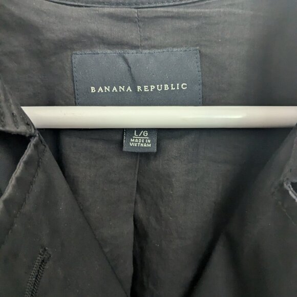 Banana Republic P Trench Coat - Picture 2 of 7